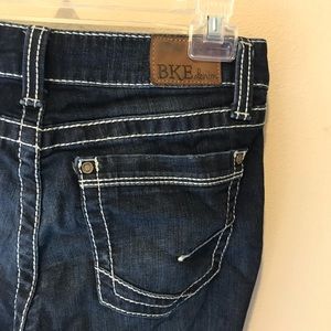 Buckle jeans